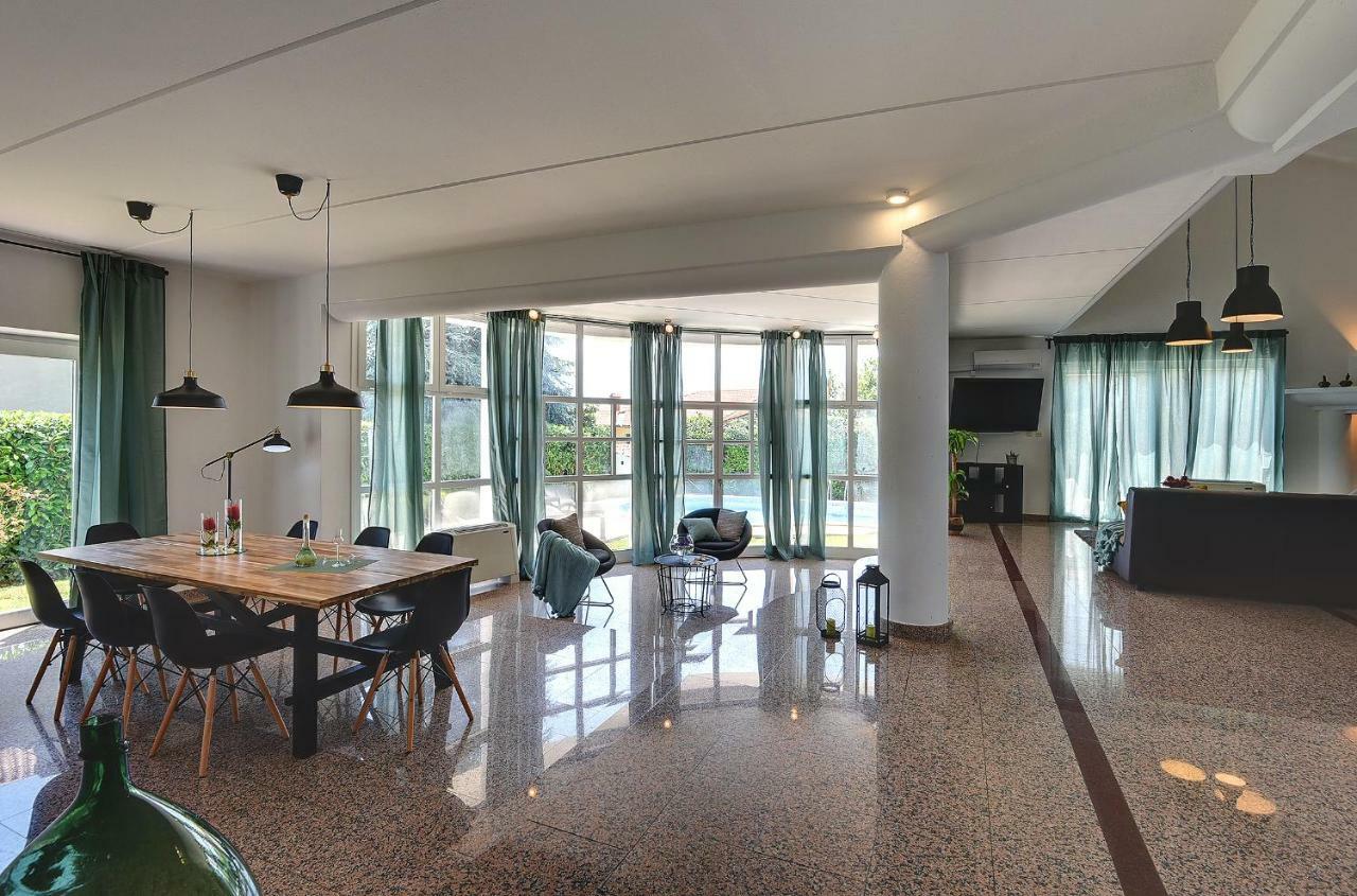 מדולין Villa Mutila מראה חיצוני תמונה