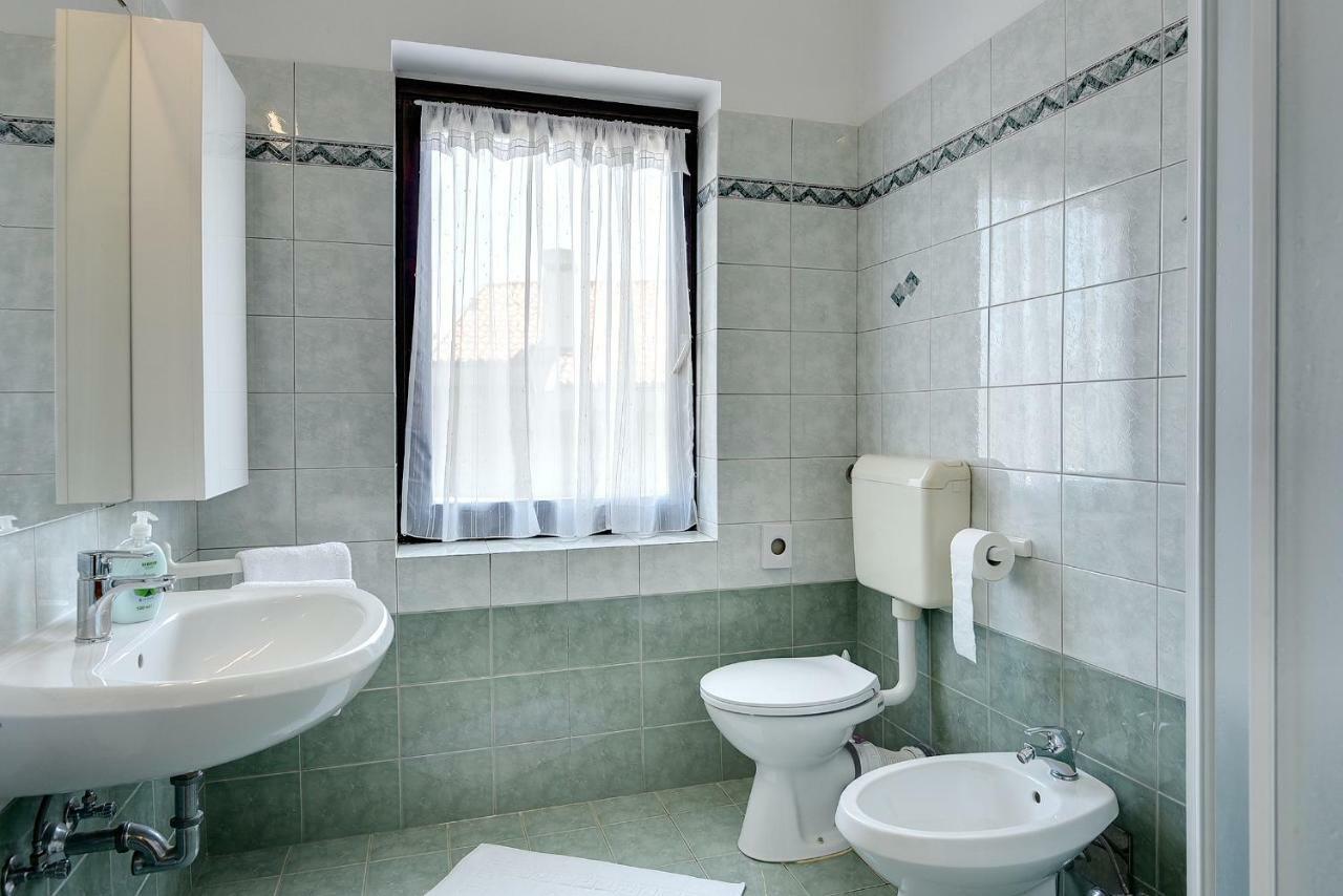מדולין Villa Mutila מראה חיצוני תמונה