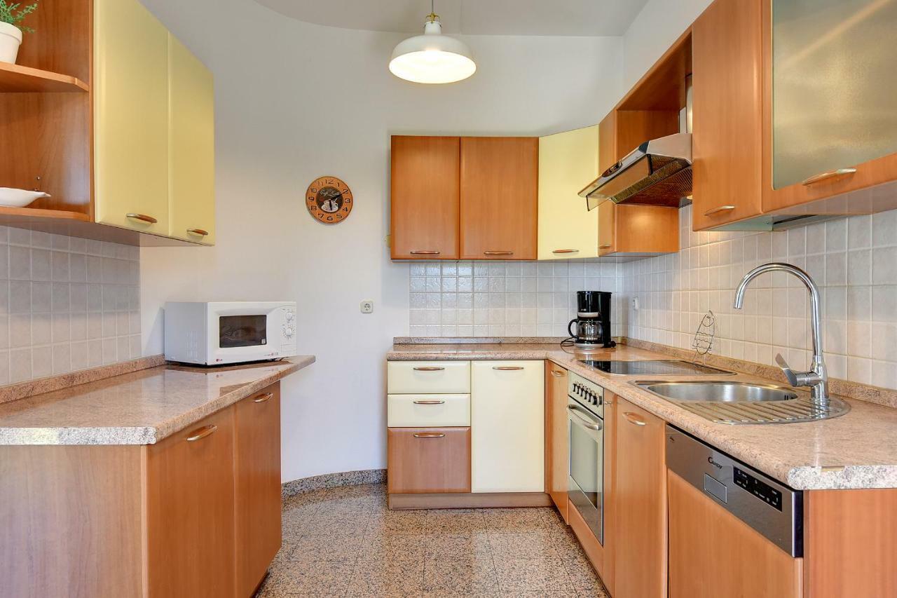 מדולין Villa Mutila מראה חיצוני תמונה